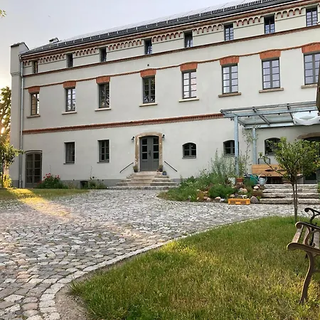 Neues Gesindehaus *